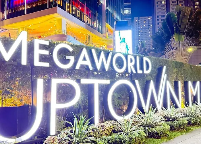 Modern 1br In Manila, Bgc - Uptown Parksuites 1