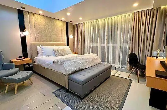 Apartment Modern 1br In Manila, Bgc - Uptown Parksuites 1