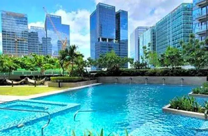 Modern 1br In Manila, Bgc - Uptown Parksuites 1