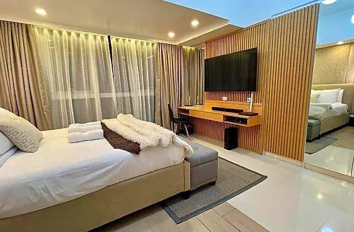 Apartment Modern 1br In Manila, Bgc - Uptown Parksuites 1 *
