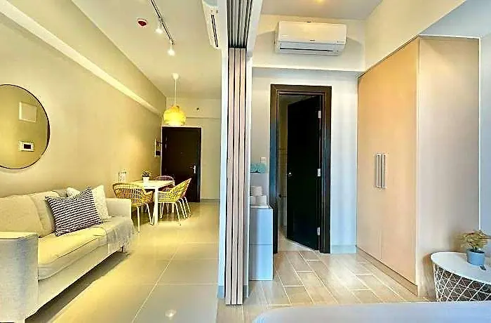 Modern 1br In Manila, Bgc - Uptown Parksuites 1